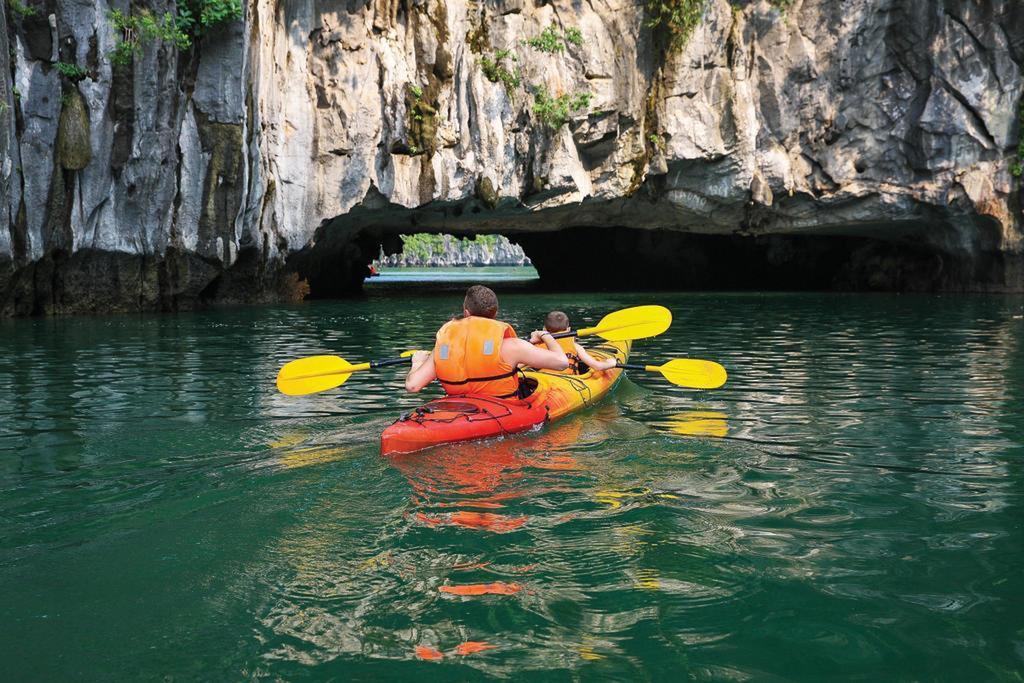 Hotel Golden Star Cruise Nan Giang Exterior foto