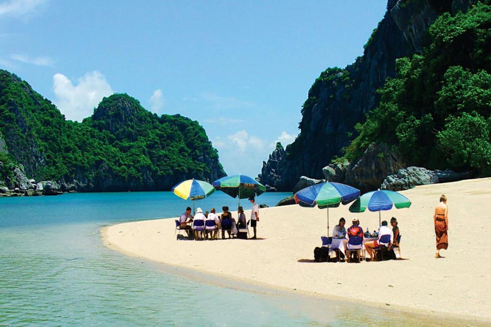 Hotel Golden Star Cruise Nan Giang Exterior foto